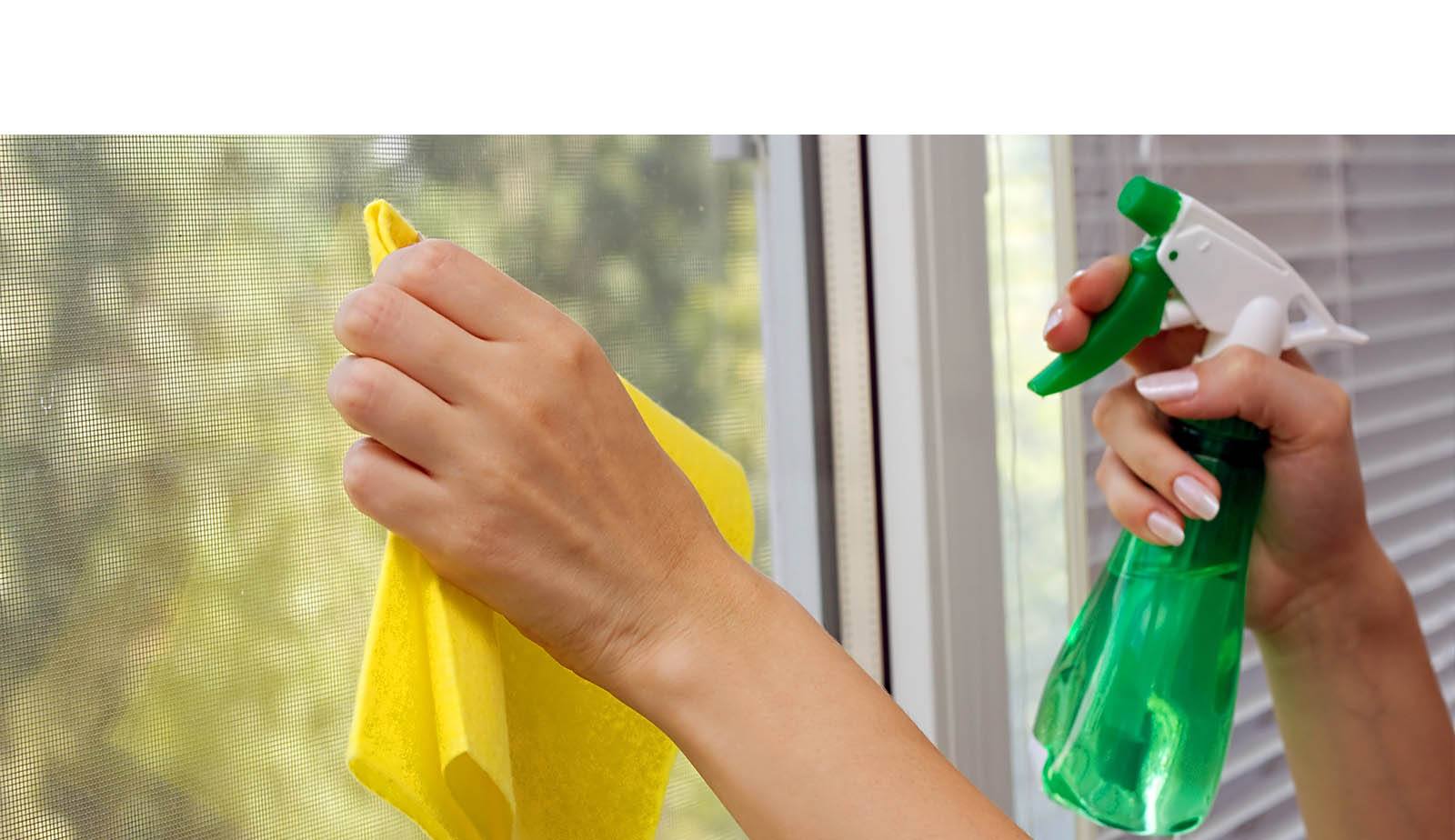 Как правильно мыть пластиковые окна без разводов